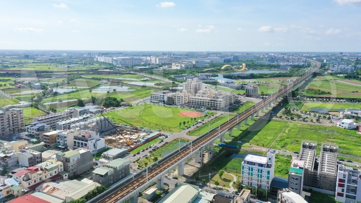 點我看大圖 New 新市【邰欣地堡65】未來學校第一排 3分鐘進南科 上班便利宅 熱銷討論