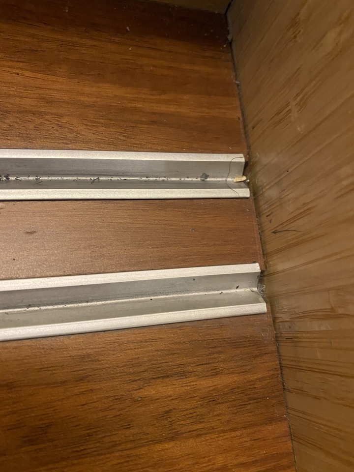 和式拉門軌道有金屬粉屑如何處理?(已解決)