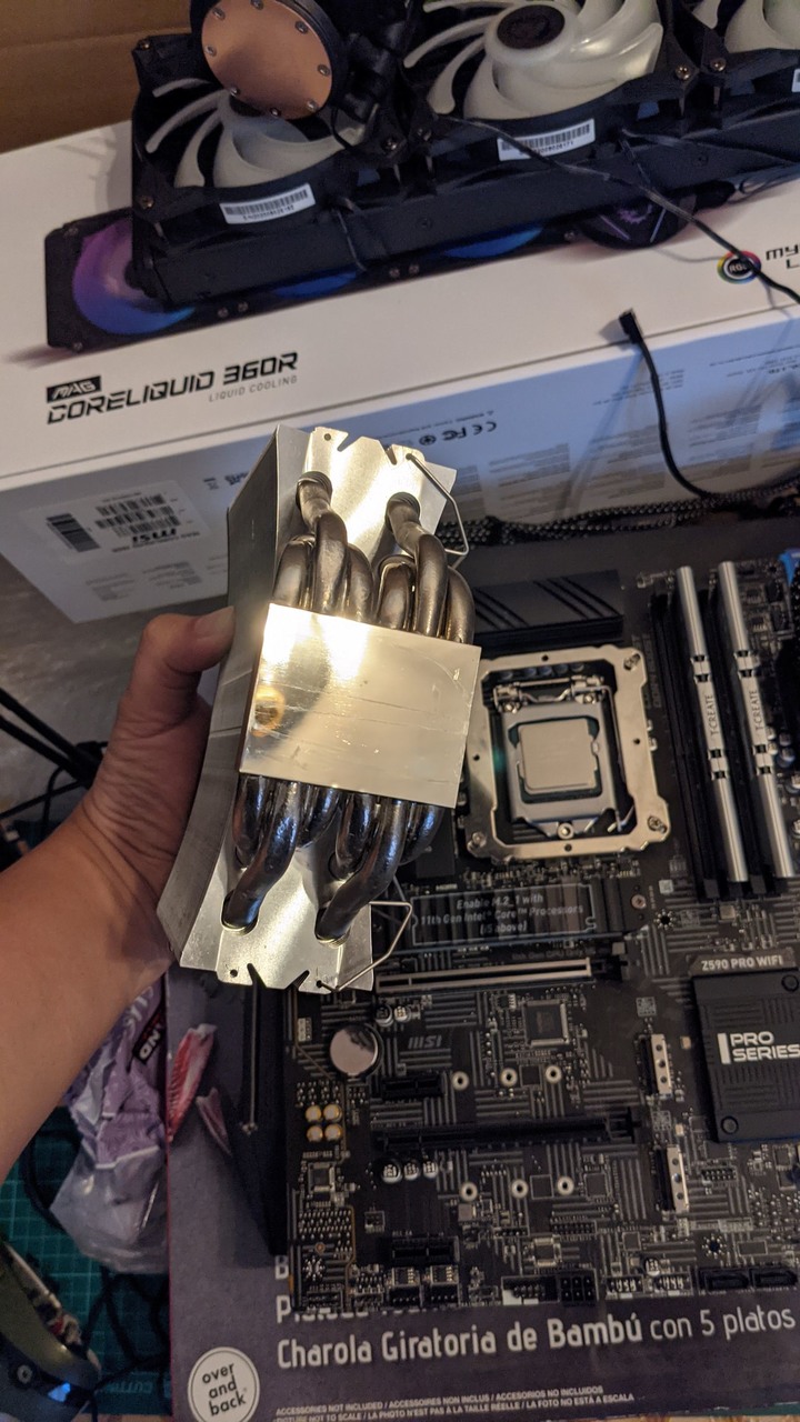 微星MSI MAG CoreLiquio 360R 簡易開箱 (更新 空冷利民TRUE Spirit 140 Power 單風扇水冷 MasterLiquid ML120L V2 RGB 雙風扇水冷 微星MAG CoreLiquio 240R 溫度測試對比) )