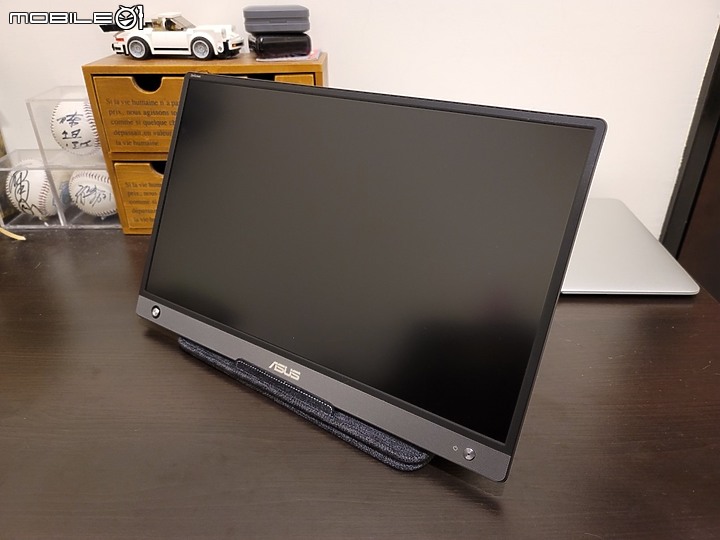 WFH良伴戰友—ASUS MB16AH 可攜式螢幕