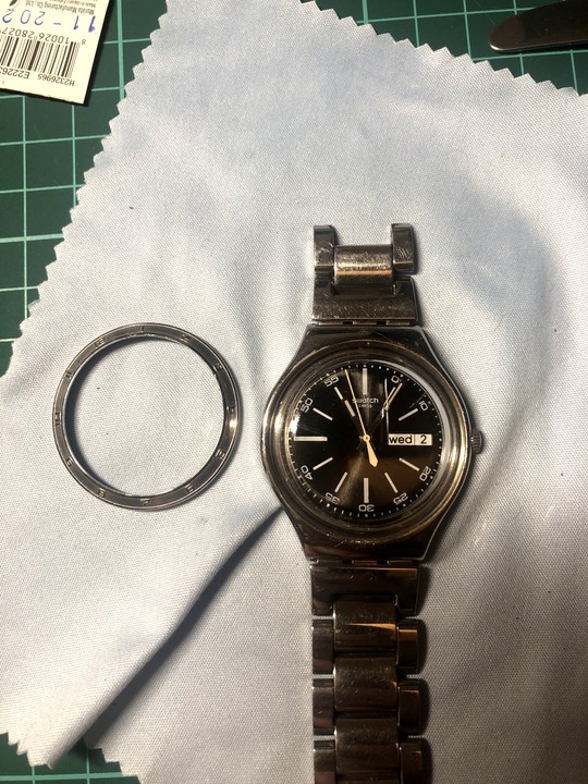 [分享] 不專業swatch鏡面更換維修