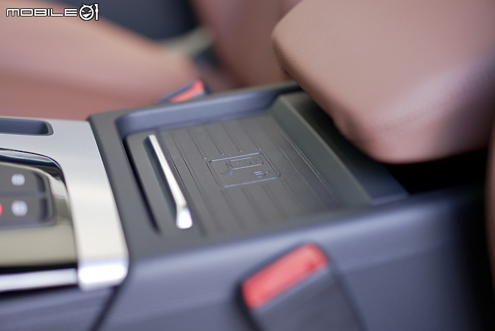 Q5 Sportback Edition One 展間照片分享