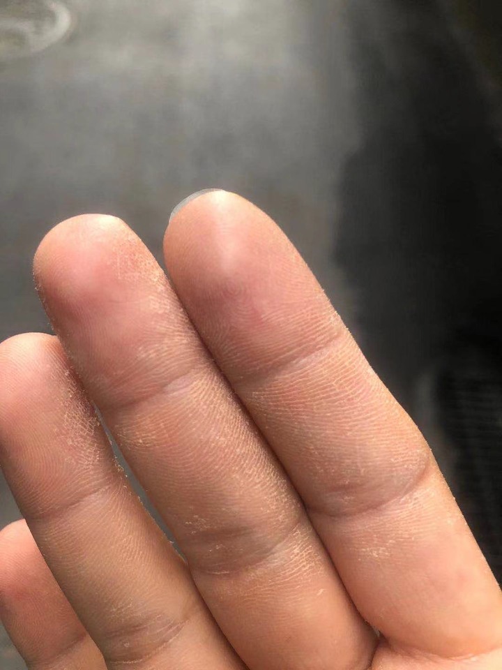 發現水電用舊電線~工頭主動說尾款不要了~要我不再連絡