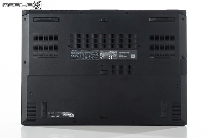 ASUS TUF Dash F15測試報告 設計翻新、輕薄化的軍規電競筆電