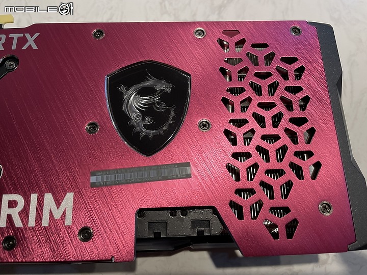 【心得】[開箱] 微星 RTX3070 SUPRIM X ゴジラ 哥吉拉限量版