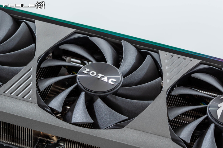 ZOTAC Gaming GEFORCE RTX 3070 Ti AMP HOLO 顯示卡開箱實測 全面升級的中階性能選擇