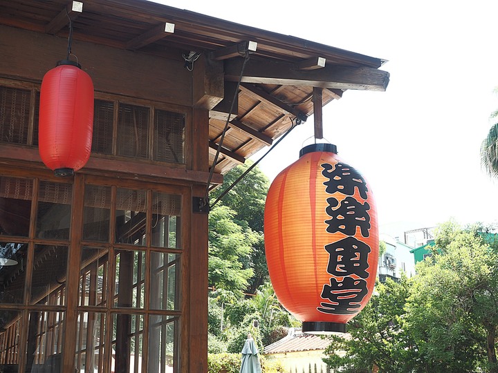彰化市武德殿 — 日治時期警察官員練武之處,外掛一旁的彰化縣立美術館與節孝祠