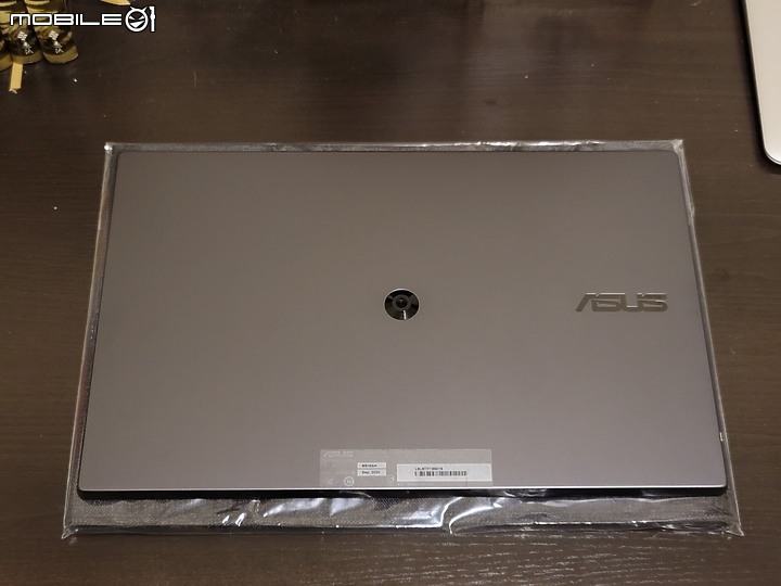 WFH良伴戰友—ASUS MB16AH 可攜式螢幕