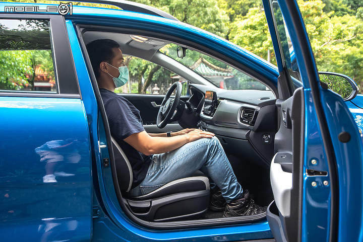 KIA Stonic 1.4驚豔版試駕|實用性出色的入門小休旅!
