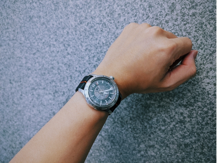 Christopher Ward C60 Sapphire black 微開箱