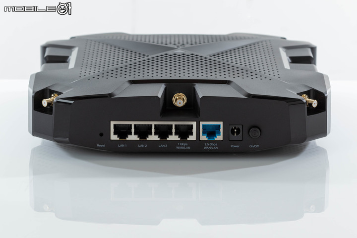 TP-Link Archer GX90 WiFi 6 電競路由器開箱體驗 居家防疫時期的必備網路良藥