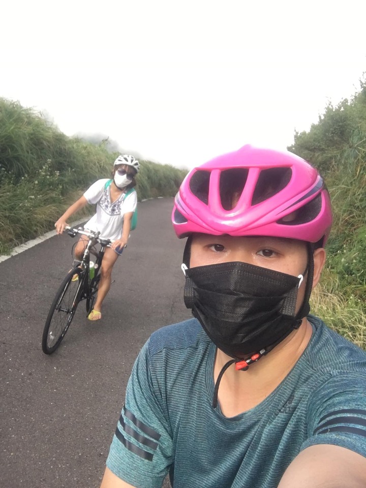 騎再辛苦都值得—大屯山助航站