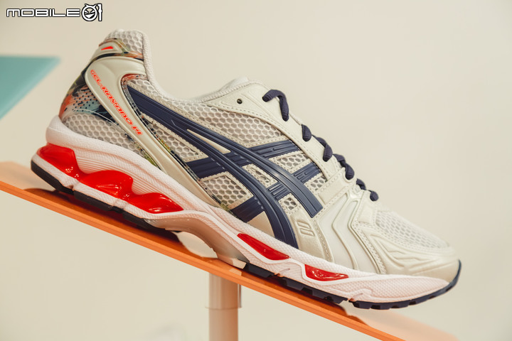 ASICS發表「為運動喝采」系列鞋款 繽紛的五彩視覺元素！