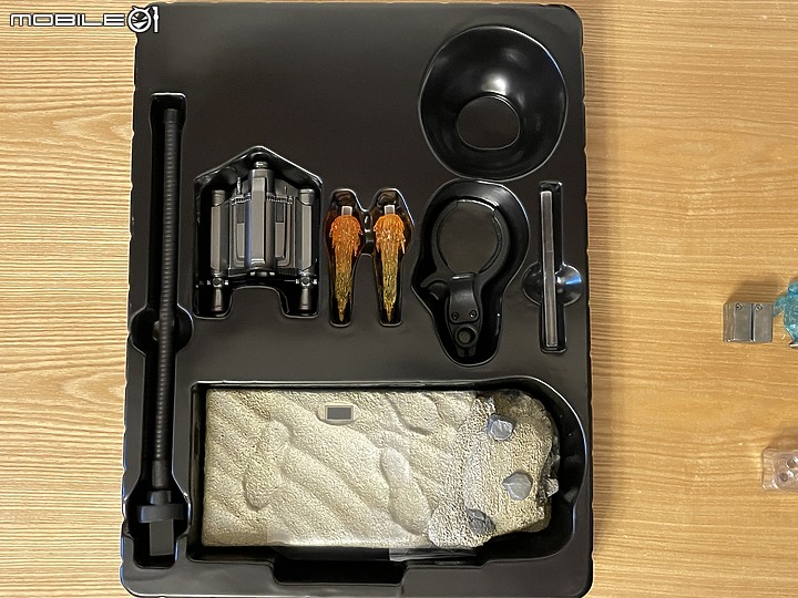 HotToys TMS015 曼達洛人 與 格羅古 1/6 開箱
