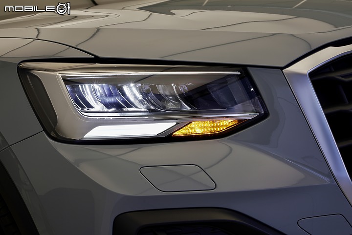 實車照片分享 Audi Q2 35 TFSI Premium Arrow Grey