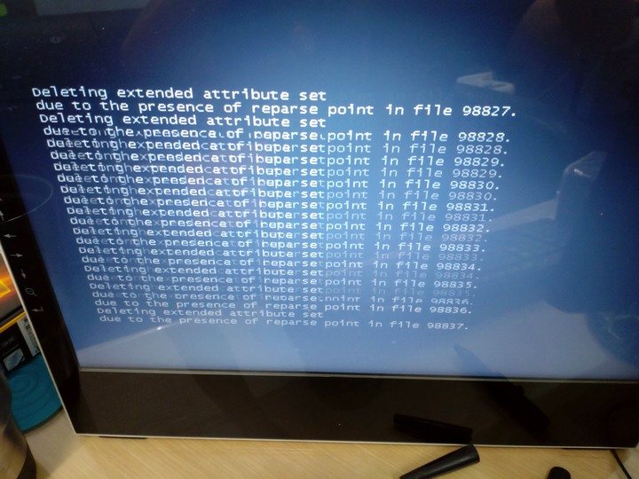 系統開機突然要按DEL才能順利進入