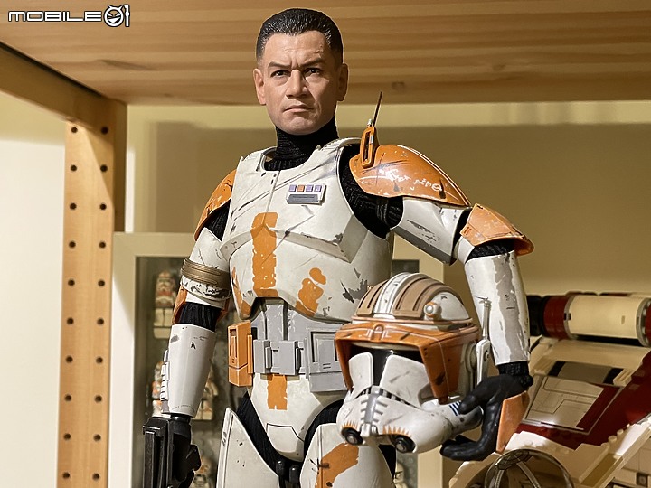 我得第一隻HotToys MMS524 複製人 212團 寇迪隊長
