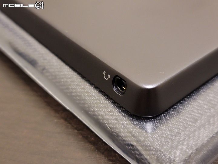 WFH良伴戰友—ASUS MB16AH 可攜式螢幕