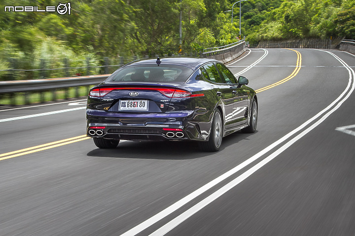 Kia Stinger 3.3 GT AWD小改款試駕∣務實生活、駕馭樂趣 其實可以兼得