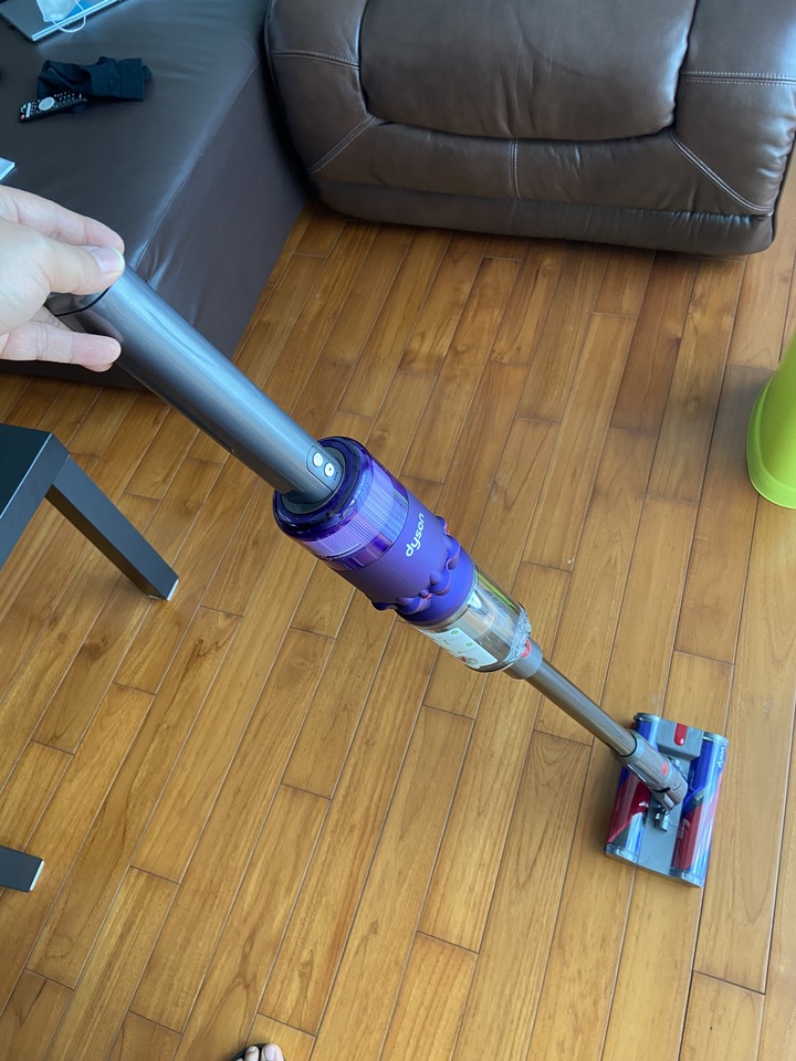 Dyson omni glide剛剛寄到並試用