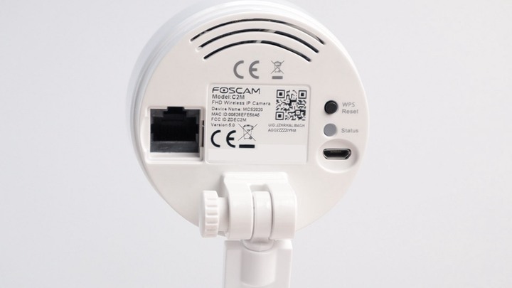 無線遙控擺頭 IPcam，FOSCAM R2M、C2M 外殼質感超乎預期