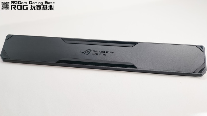 ROG CLAYMORE II開箱 - 一把ROG的傳奇旗艦鍵盤