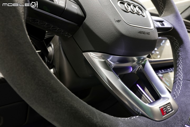 Audi RS Q8 頂級選配