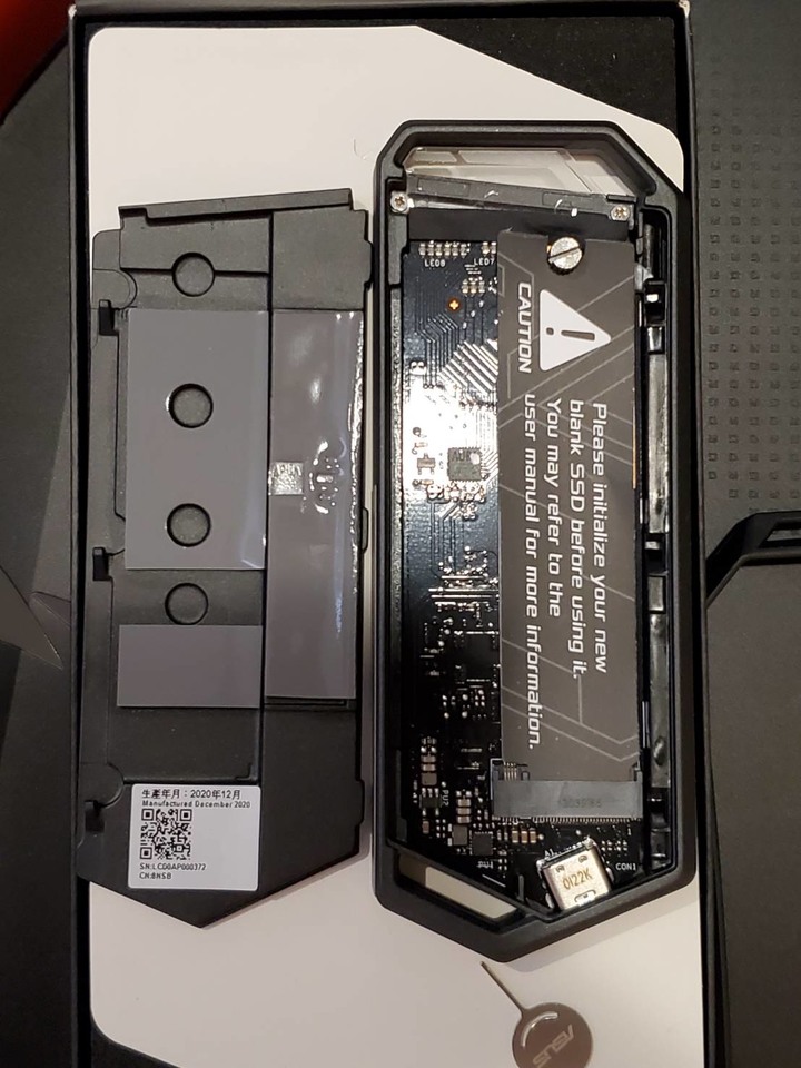 ROG Strix G15 G513QM 開箱 潮流黑 特仕版 使用 分享 輕測試+ 一些心得