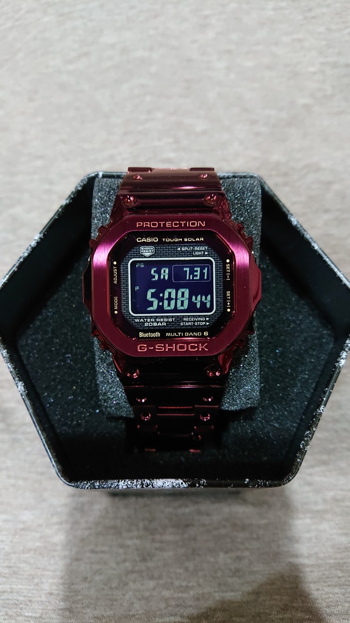 開箱：全金屬G-Shock GMW-B5000 酒紅金