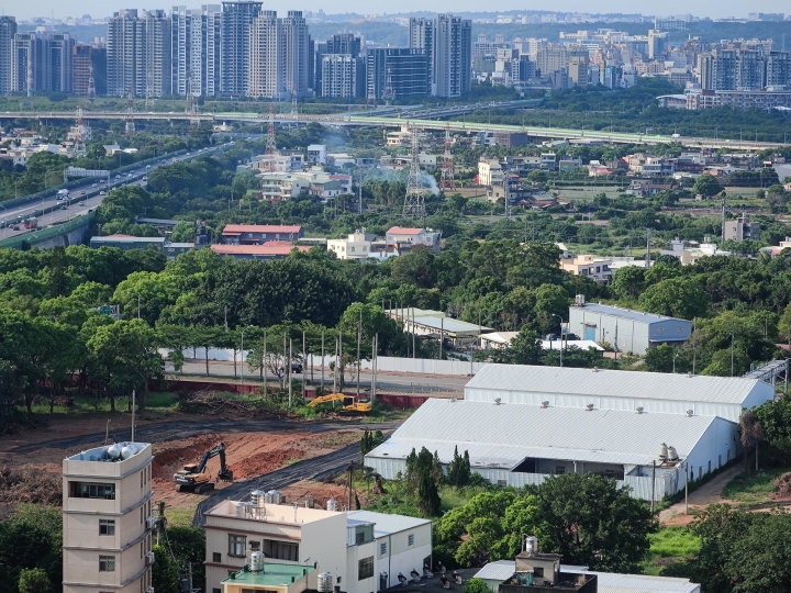 ［光埔二期］ 公道五路，國道旁，是要蓋什麼呢？