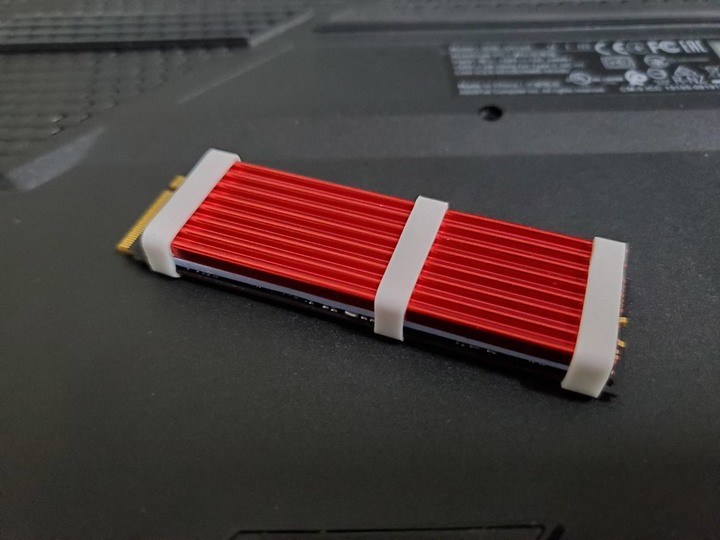 ROG Strix G15 G513QM 開箱 潮流黑 特仕版 使用 分享 輕測試+ 一些心得