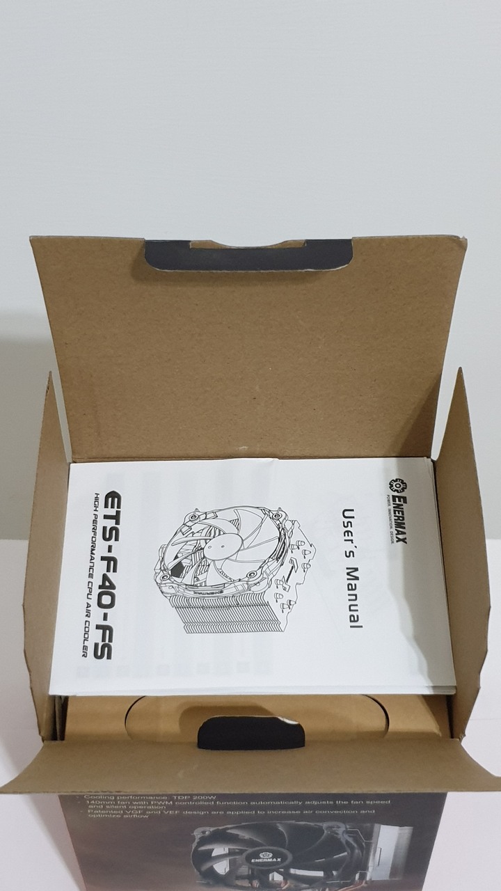 【不專業開箱】ENERMAX ETS-F40-FS 空冷散熱器