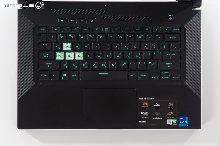 ASUS TUF Dash F15測試報告 設計翻新、輕薄化的軍規電競筆電