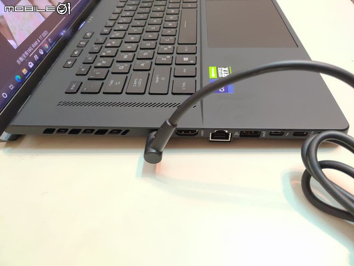 Asus zephyrus m16 GU603HM (i9 RTX3060) 台灣版開箱分享