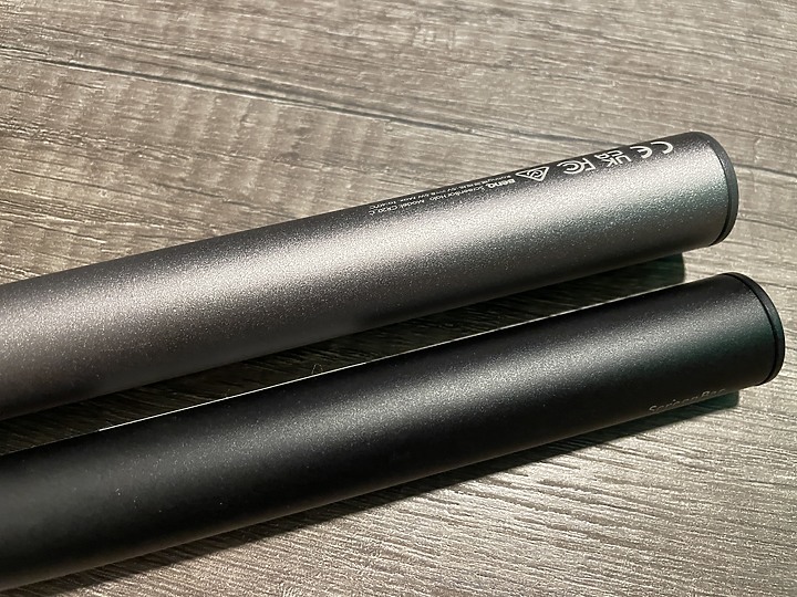 一次入手兩隻BenQ ScreenBar Halo 掛電視+曲面螢幕