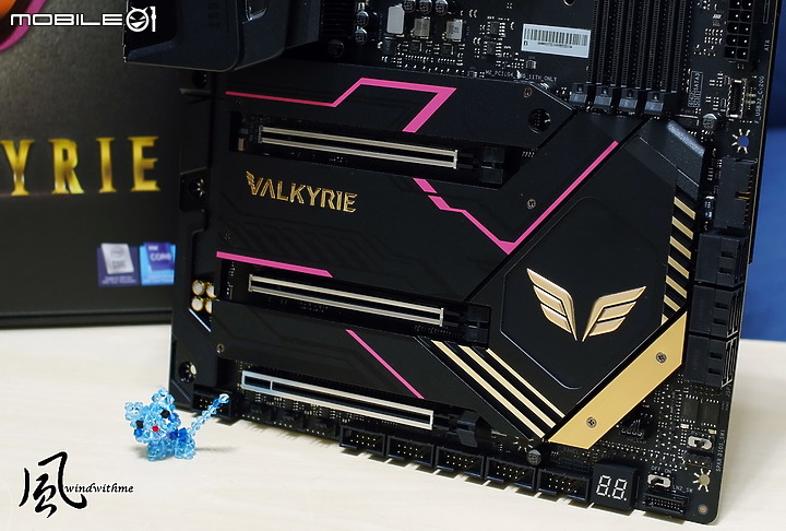 點我看大圖 BIOSTAR Z590 VALKYRIE搭載11900K超頻全核5.2G分享