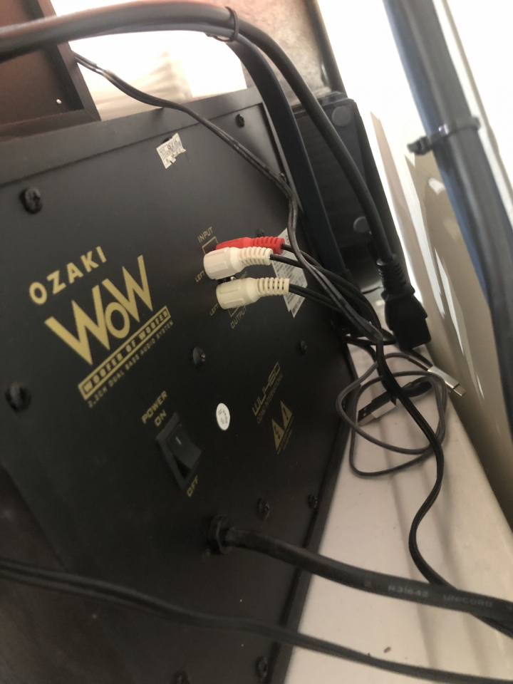 請問一般音響可以接擴大機嗎？