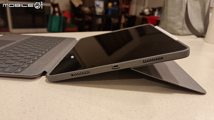 不是筆電又像筆電的微開箱，M1 IPad Pro 12.9 ＋ Logitech Combo Touch (更新：新增心得)