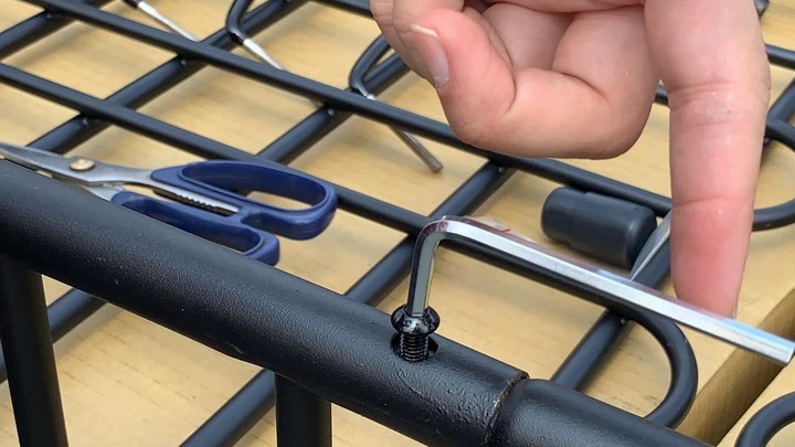 <宅在家!救台灣 -- 三>分享崴康車頂行李盤DIY