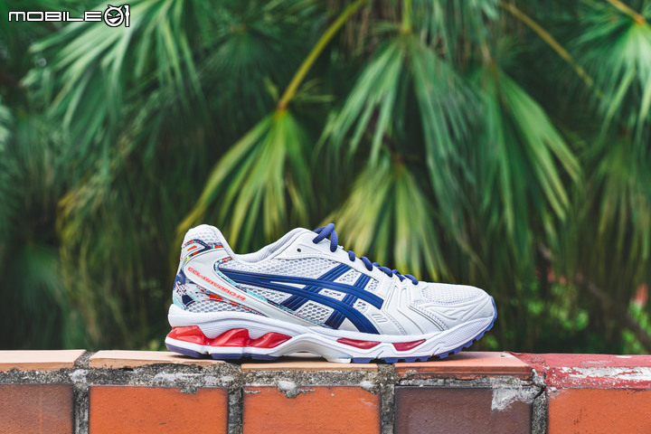 ASICS「為運動喝采」系列鞋款開箱分享 多層次的高質感呈現!