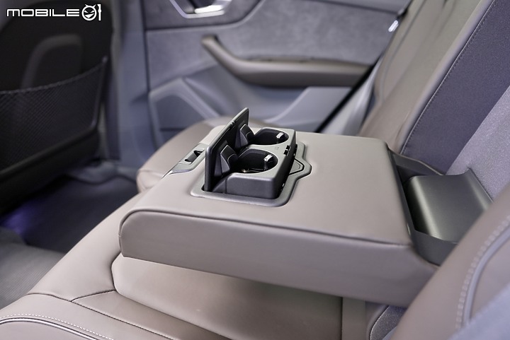 實車照片分享 Audi Q8 55 TFSI quattro S line 金屬龍焰橘 Dragon orange