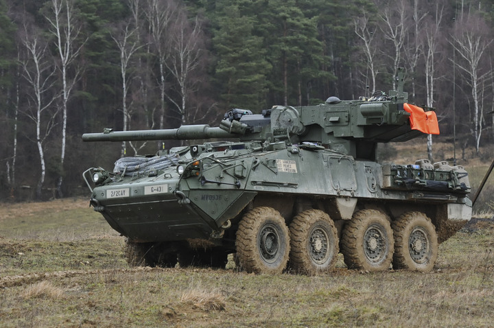 台灣軍情》新輪型戰車將開火,105公厘尾翼穩定脱殼穿甲曳光彈到位
