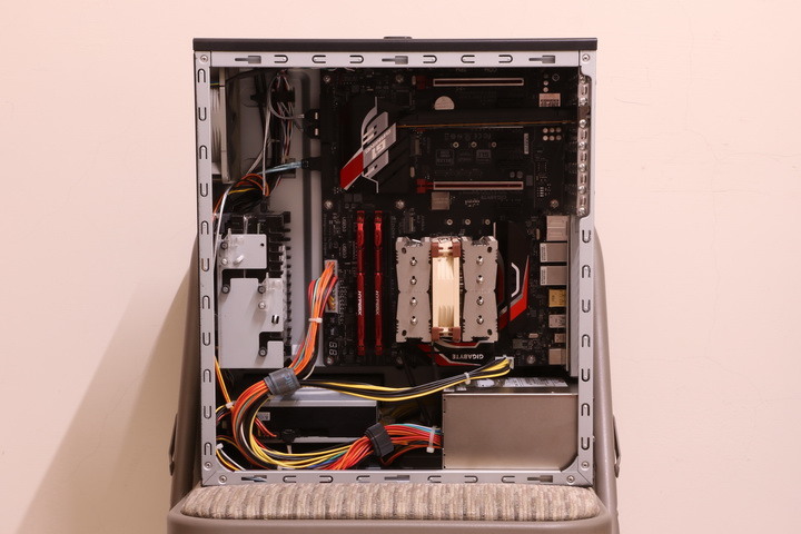 樹昌Treetop L-2000 整合式L型電腦機殼，把電腦變成收銀機