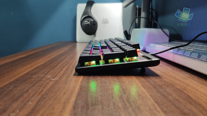 【小宅開箱】值得一再推薦的鍵盤，HyperX Alloy Origins 機械式電競鍵盤開箱