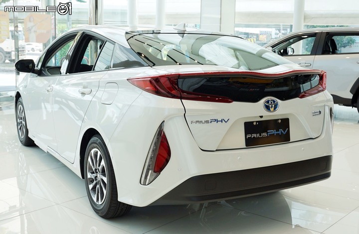 試完PRIUS PHV覺得好像還不錯