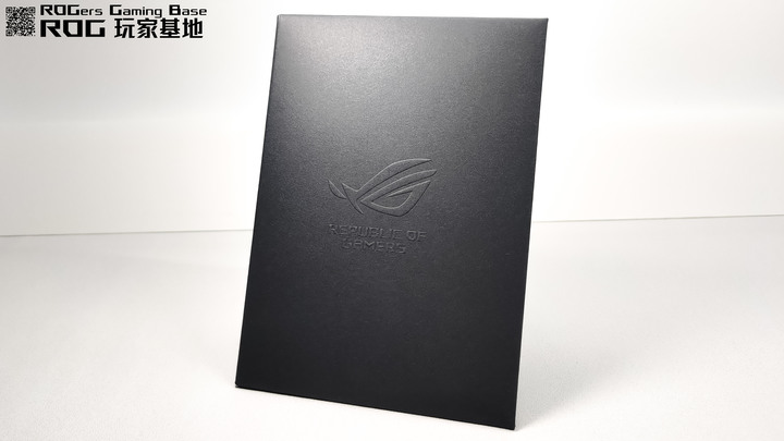 ROG CLAYMORE II開箱 - 一把ROG的傳奇旗艦鍵盤