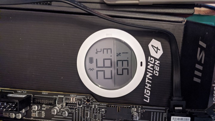 微星MSI MAG CoreLiquio 360R 簡易開箱 (更新 空冷利民TRUE Spirit 140 Power 單風扇水冷 MasterLiquid ML120L V2 RGB 雙風扇水冷 微星MAG CoreLiquio 240R 溫度測試對比) )
