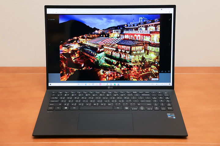點我看大圖 Intel Evo 認證筆電 LG gram 16 上手輕體驗