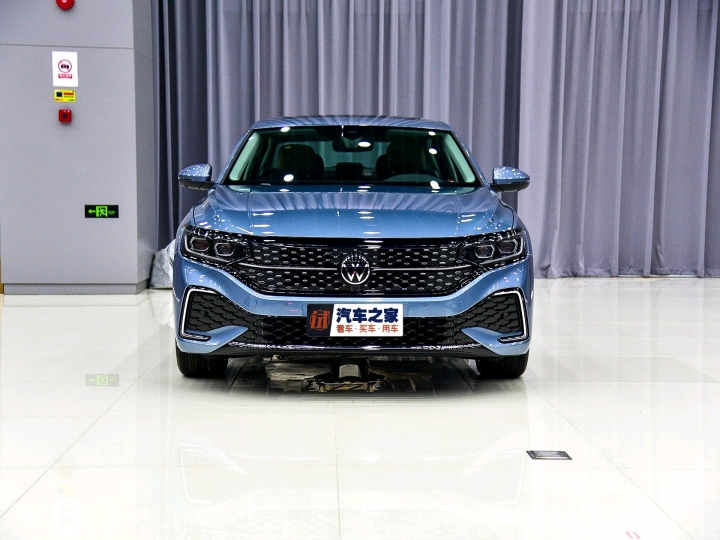 福斯轎車也用上了滿天星水箱護罩