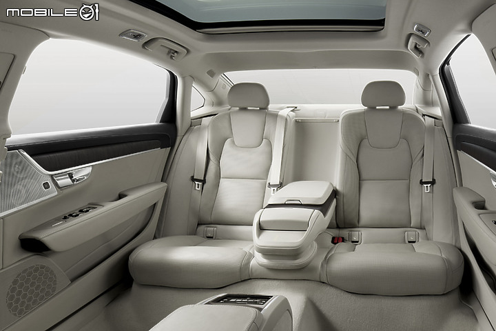 【國內新訊】Volvo 小改款 S90 三車型 239 萬元起正式上市,長軸版本入替營造大器寬敞空間!